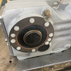 SEW-EURODRIVE KAF47 DRN80M4 1751/166 RPM 3PH 230/460 V 3.1/1.56 A Gearmotor