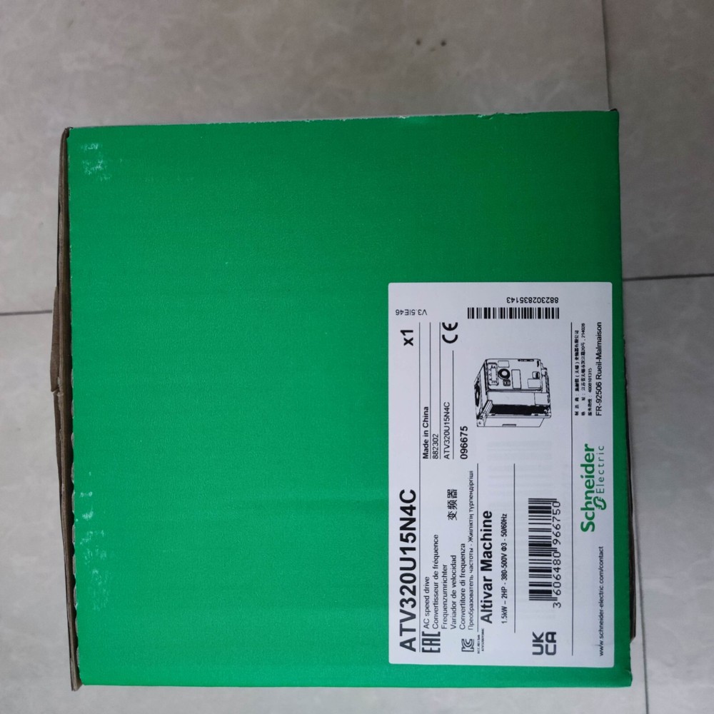 1PC New Schneider ATV320U15N4C Frequency Converter #US