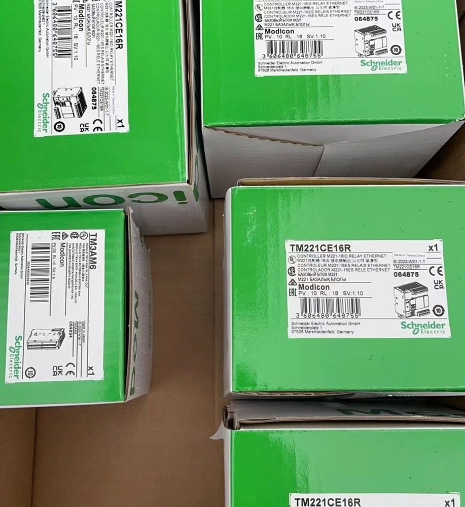 Schneider Electric TM221CE16R Modicon M221, 16 I/O, Relay Outputs, Brand New