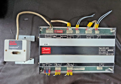 DANFOSS ADAP-KOOL TYPE AKC 24P2 084B2028 24Vac 50/60 HZ 6W