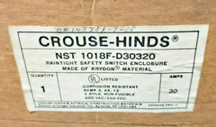 NEW CROUSE HINDS NON-METALLIC SAFETY SWITCH 30 AMP NEMA 3 4X 12 NST1018F D30320