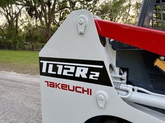 2022 TAKEUCHI TL12R2 SKID STEER LOADER – JOYSTICKS – BACKUP CAM – HUGE MACHINE!!