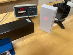 Vintage SLC 5 mW HeNe laser in acrylic case. Art deco design. :) TEM 00 Beam!