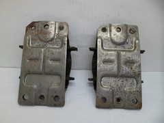 CHEVY GM 7.4L 454 ENGINE MOUNTS 1973-1986 L. & R. NOS LOT OF 2 Free ship in USA