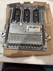 John Deere OEM RE555539 L34 Air Cooled Engine Controller NEW