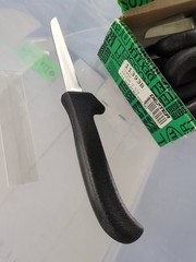 Dexter Russell 11393 Sani-safe 3.75″ Deboning Clip Point Poultry Knife EP154B