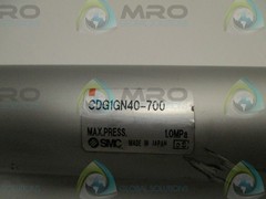 SMC CDG1GN40-700 PNEUMATIC CYLINDER NSNP