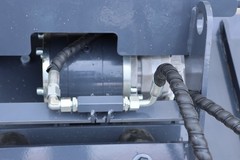 Hydraulic Vibratory Compactor Attachment for Mini Skid-Steer Loaders | 275.5 lb