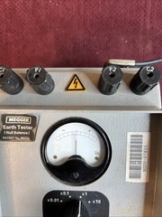 VINTAGE JAMES BIDDLE MEGGER EARTH TESTER 250220-2 NULL BALANCE