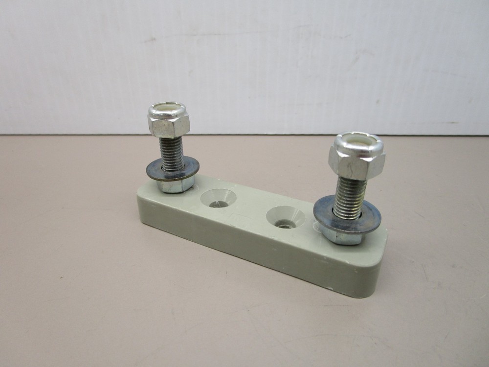 BUSS 4164 Fuse Block / Holder Gray Old Style 2.5″ Spread