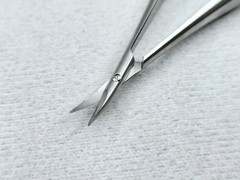 S&T SDC-15 R-8 Dissecting Micro Scissors, Curved 5.5″ – Ultrasonic Cleaned
