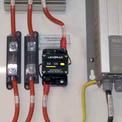 100 Amp Marine Circuit Breaker Resettable 100A with Manual Reset Switch Butto…