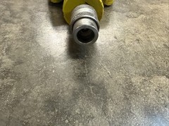 Enerpac WR15 .75 Ton Hydraulic SpreadER Cylinder 11.5 in Maximum Spread