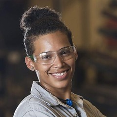 Crystal Clear Lens Color Temple Safety Glasses (Pack of 144)