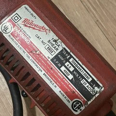 Milwaukee 6805 Metal Shear Corded 16 Gauge Heavy Duty 120 Volts USA