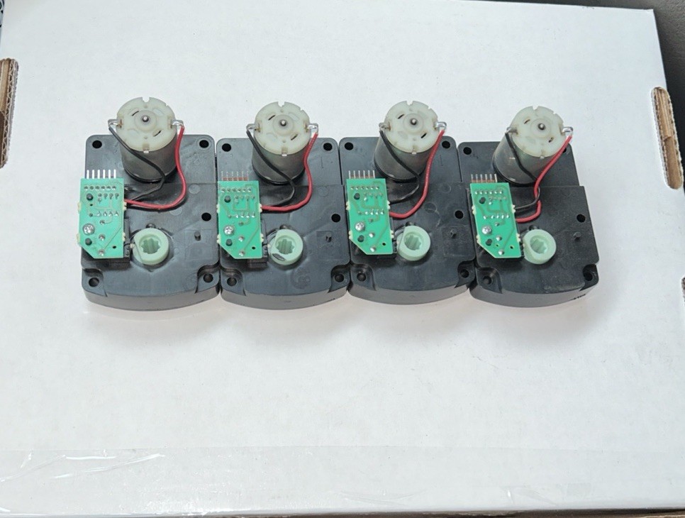LOT OF 4 Crane Merchandising Motor Snack Drink Vending (dusty,working)
