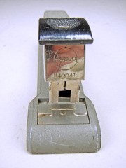 Vintage Apsco 4004 Office / Desk Stapler Small Made in Sweden 5″ Avocado