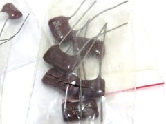 Capacitors – Various Mixed Values Assortment Grab Bag, New Old Stock – Read