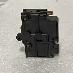 STAB-LOK PLUG IN CIRCUIT BREAKER 30 AMP, 1 POLE.