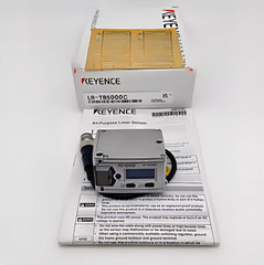 1PC New In Box KEYENCE LR-TB5000C Laser Sensor Switch 1-year warranty