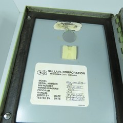 Sullair 10″ x 8″ x 6″ Electrical Enclosure W/ Backplate & Terminal Strip