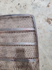 Allis Chalmers D17 Grill Insert (Needs Work)