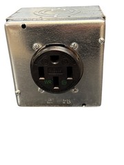 Hubbell 9450a rececptacle with indoor gang box kit
