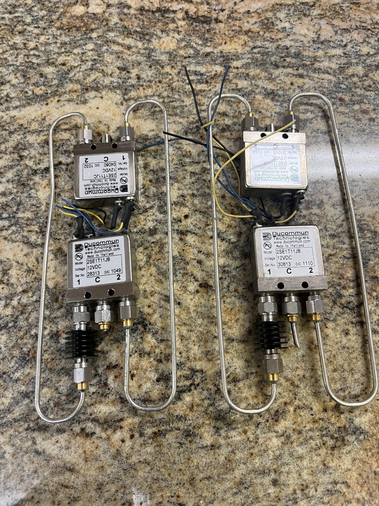 Lot-of 4 -RF Ducommun 2SE1T11 With 2 pcs JFW 50 Ohms 14dB DC-18 GHz