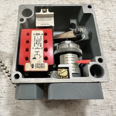 Used Square D 9012 GAW-5 Pressure Switch/Interruptor Great Condition