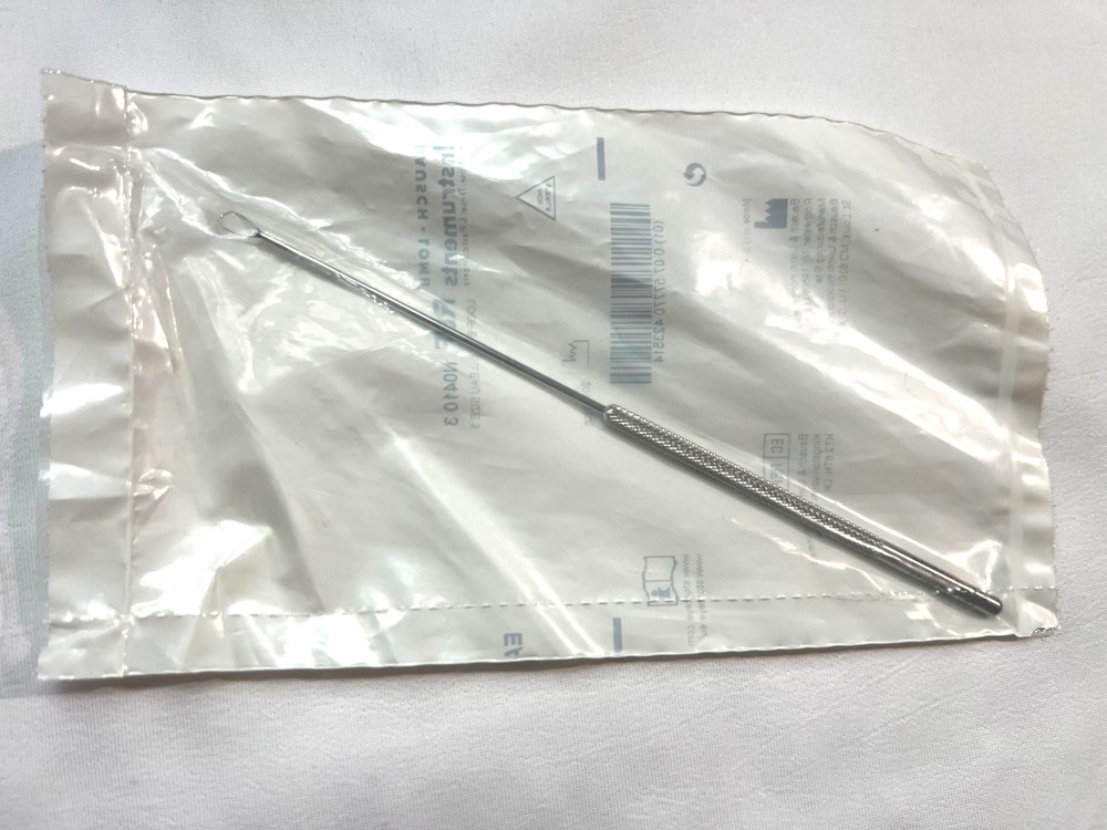 Bausch & Lomb Storz N0410 3 Billeau Ear Loop 4mm X 7mm Large 6.4″ Length