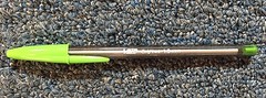 Lot of 100 GREEN Bic Cristal Ballpoint Pens 1.6mm BOLD POINT ~ Sale Price!!!