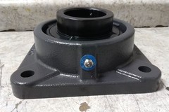 NTN UCFUX-2.1/2M 2-1/2 In Bore Diameter Cast Iron Housing 4 Bolt Flange Bearing