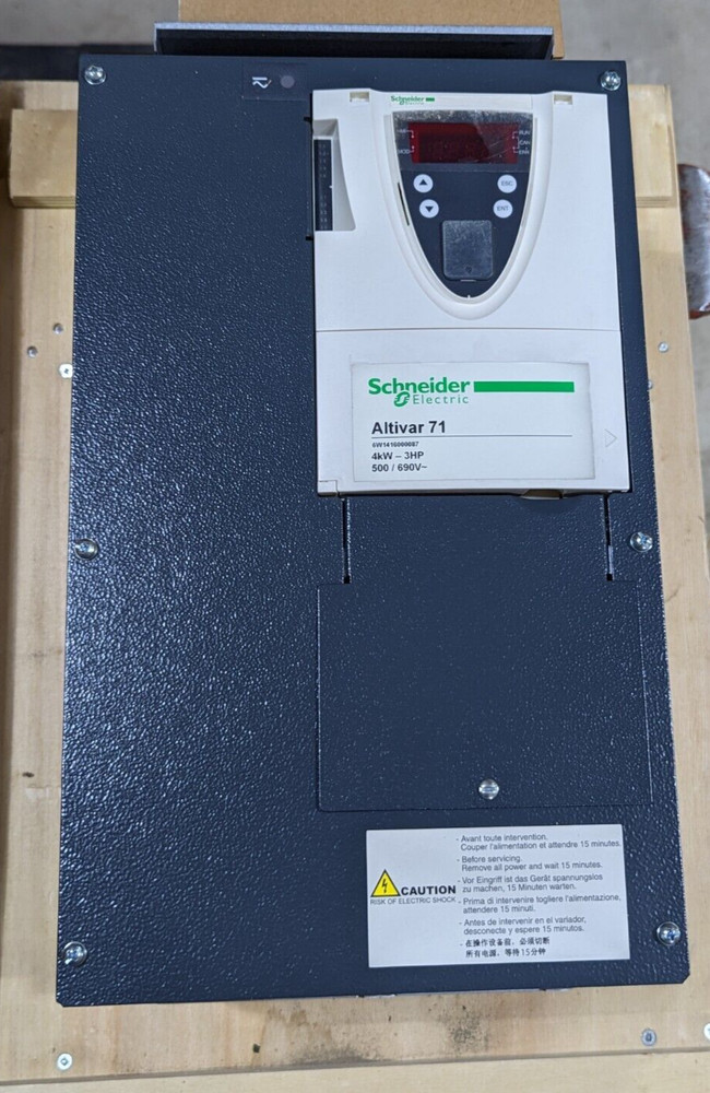 SCHNEIDER ELECTRIC ALTIVAR 71, ATV71HU40Y VARIABLE SPEED DRIVE, 3HP, *NEW*