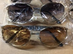 NEW ASSORTED BOX OF SUNGLASSES SUN GLASSES SET OF 8 GLASS COLORED MEDIUM LENS