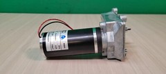 CROUZET MOTOR AND GEAR BOX 89800 82048095 3090 RPM 12VDC IP40 In=3A Class F