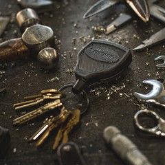 S48K by Key-Bak – Super 48 Heavy Duty Retractable Key Reel with Kevlar Cord