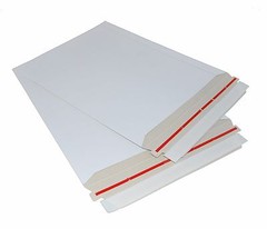 Stay Flats ( 300 ) – 9×11.5 Rigid Photo Mailers 100.3
