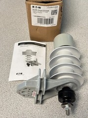 NEW Eaton UHS10050A1A1A1A UltraSIL Housed VariSTAR 10KV Surge Arrester MOV