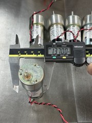 QTY 1 PITTMAN GEAR MOTOR 24 VOLTS 60.5:1 RATIO 3/16” SHAFT WITH FLAT VERY CLEAN