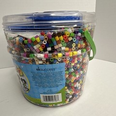 Pet Pals Activity Bucket Fuse Bead Craft Kit 8500 Pieces Imaginative Play