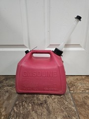 Pre-ban Rubbermaid 2.5 Gallon Vented Fuel Jug With Aftermarket Parts Very Clean