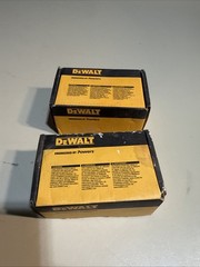 2 boxes of 100 Dewalt 05523PWR Spike Carbon (200 PCS) 1/4″ x 1-1/4″ – New In Box