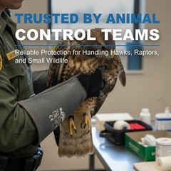 Durable 22in Leather Animal Handling Gloves – Puncture & Bite Resistant