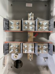 Milbank S4244-X Ringless Meter Socket 400 Amp 600 VAC 3R No Bypass 14-10 AWG