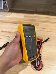 FLUKE 115 TRMS MULTIMETER W/ LEADS & CLIPS – SHIPS FAST