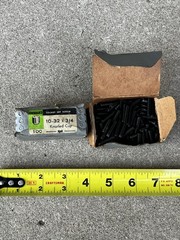 NOS Unbrako 10-32 x 3/4” Knurled Cup Socket Set Screw NEW