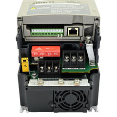 Schneider Telemecanique ATV71H075N4 Altivar 71 VFD 0.75KW 1HP 380/480V~