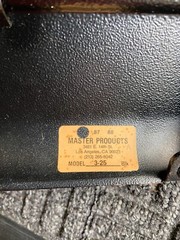 MASTER PRODUCTS 3 HOLE PUNCH HEAVY DUTY ADJUSTABLE 1/4” Holes