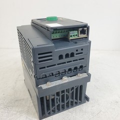 Schneider Electric Altivar 320 ATV320U15N4C 2 HP Variable Frequency Drive