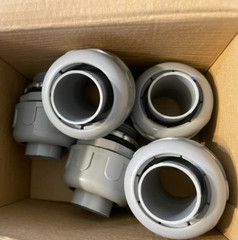 Lot of 5 New 1″ Non-Metallic Liquid Tight Conduit Fitting Connectors LT100NM